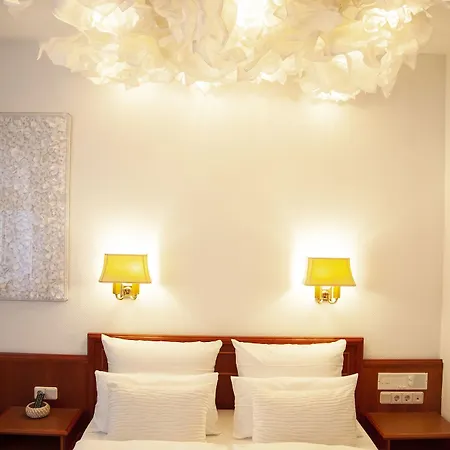 Отель Boutique Krone 3*