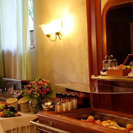 Hotel Boutique Krone 3*