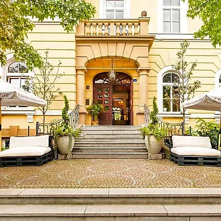 Boutique Krone Hotel 3*
