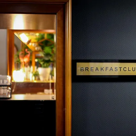 Hotel Boutique Krone 3*